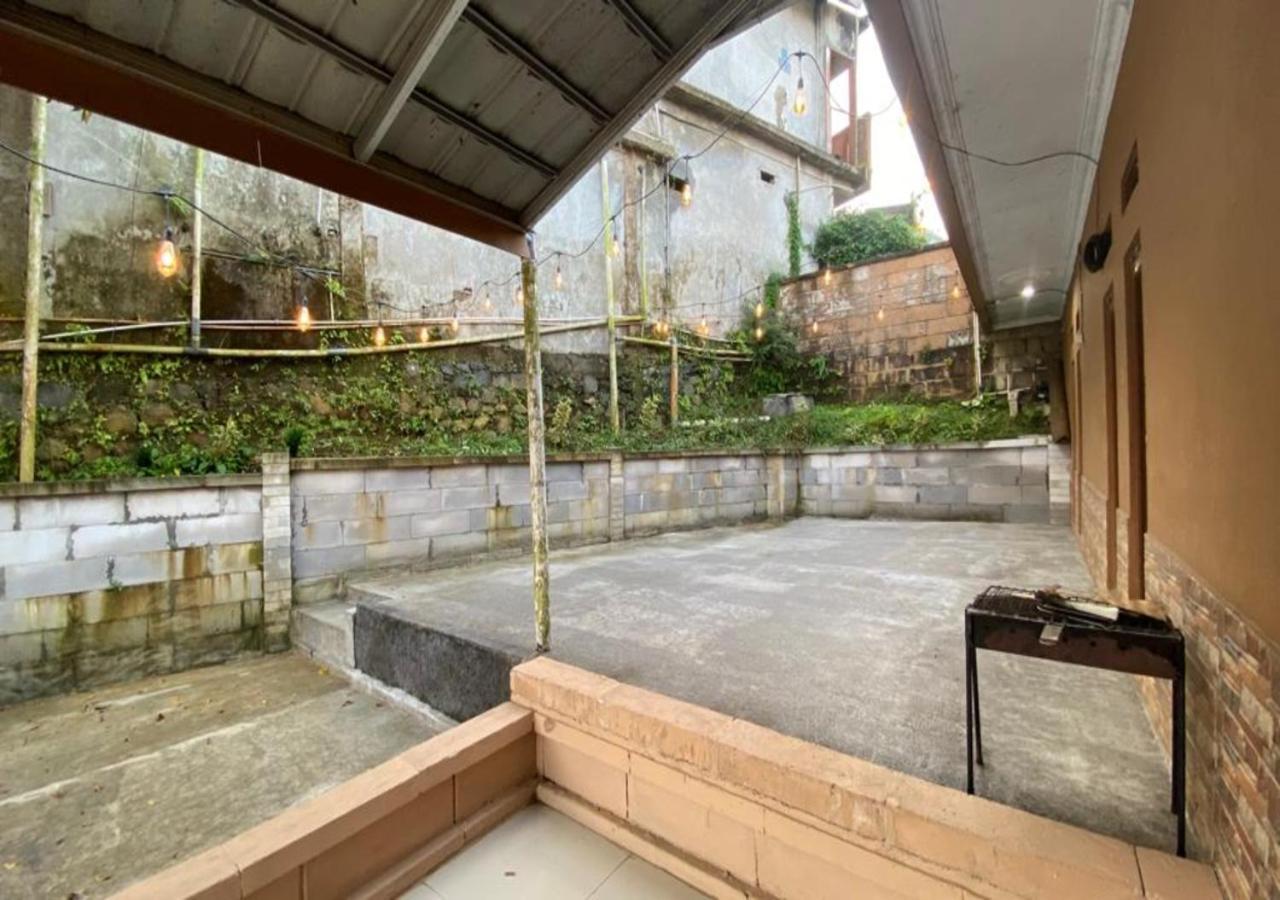 Villa Edwin Puncak Bogor Eksteriør billede